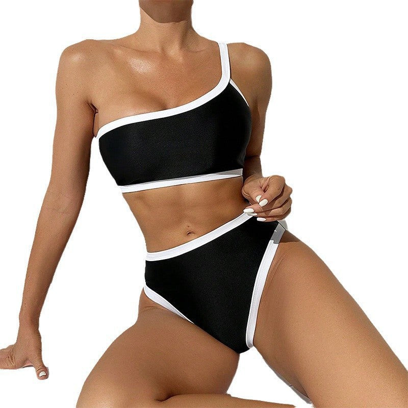 Women Elegant One-Piece Swimsuit with Asymmetric Cut Mune Fashion