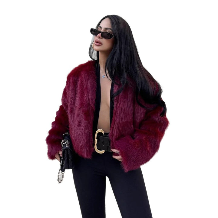 Women's short-cut boxy faux fur bomber with voluminous shawl collar Mune Fashion