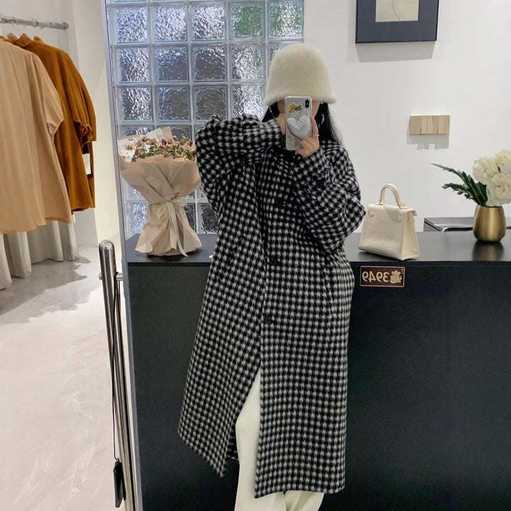 Women's Houndstooth Oversize Wool Blend Coat with Wide Cut and Button Closure Mune Fashion
