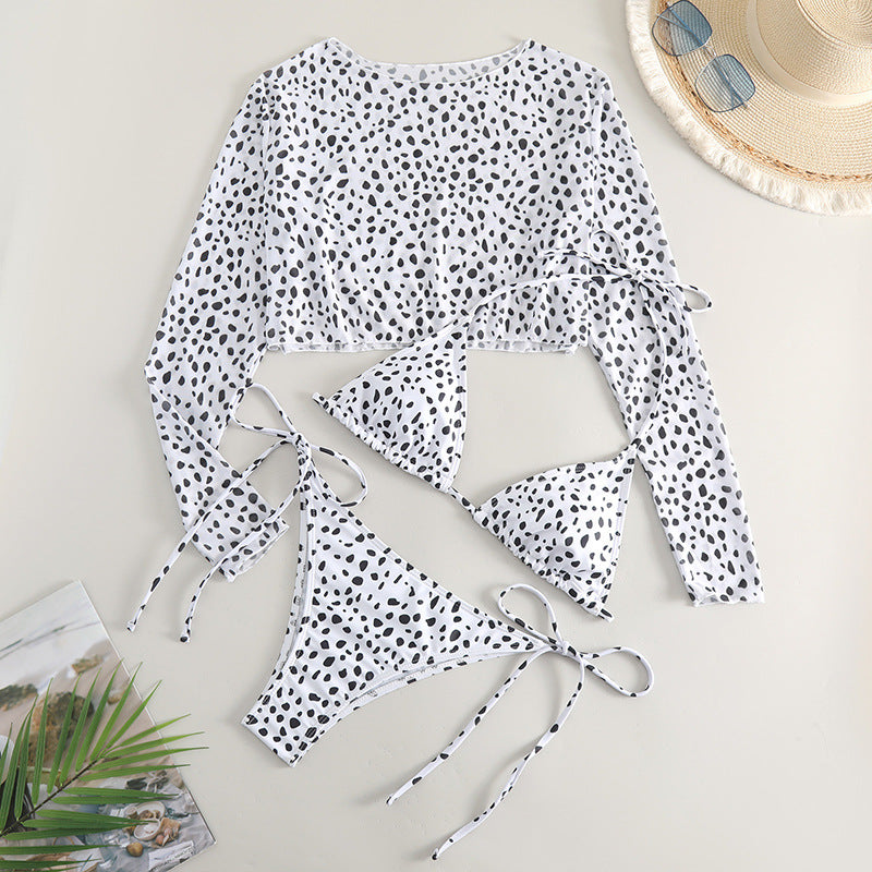 Women's bikini set with long-sleeved mesh top and fashionable details Mune Fashion