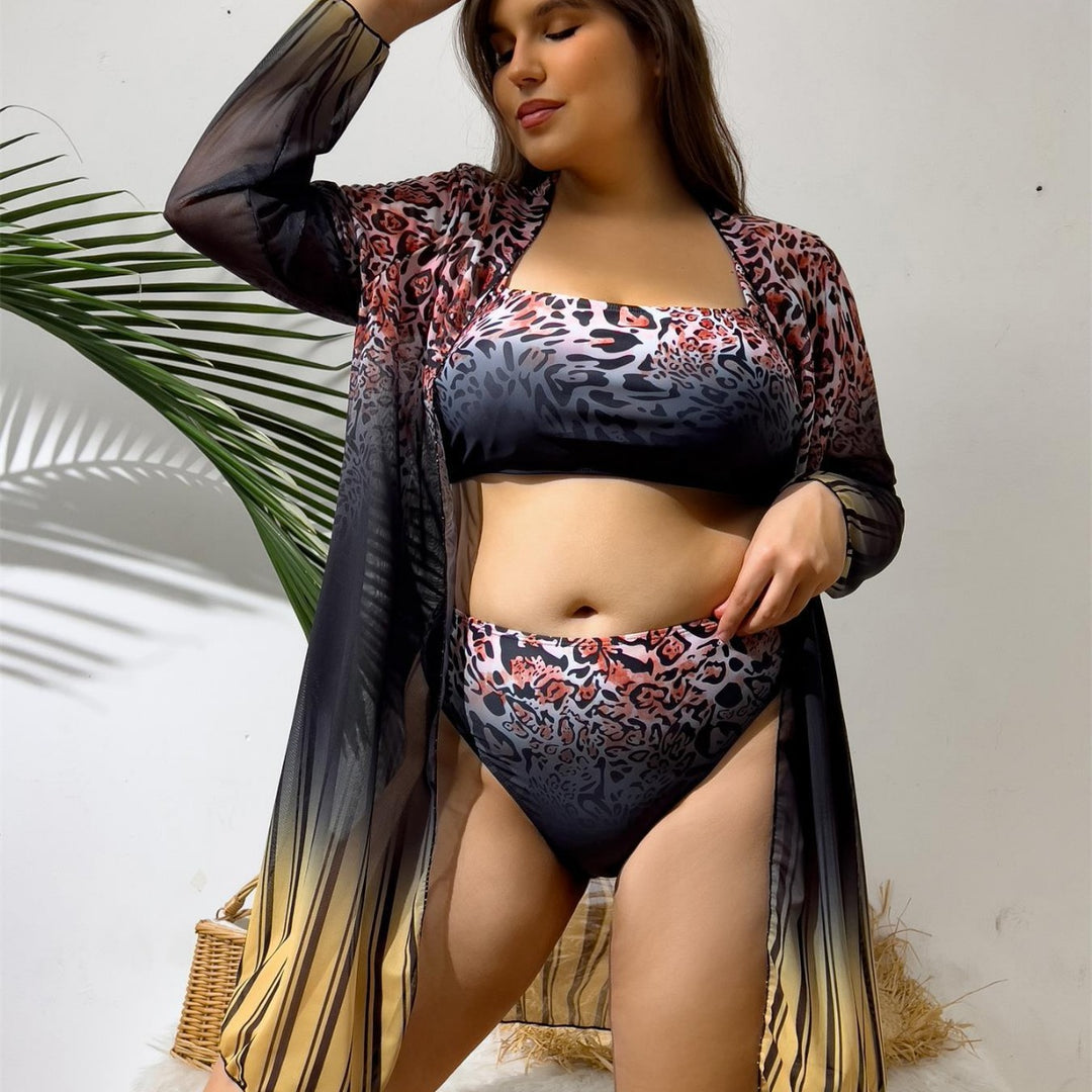 Women's Beach Ensemble with Leopard Pattern Mune Fashion