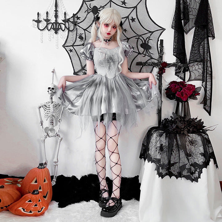 Women Gothic Wedding Dress with Tulle and Lace Decorations Mune Fashion