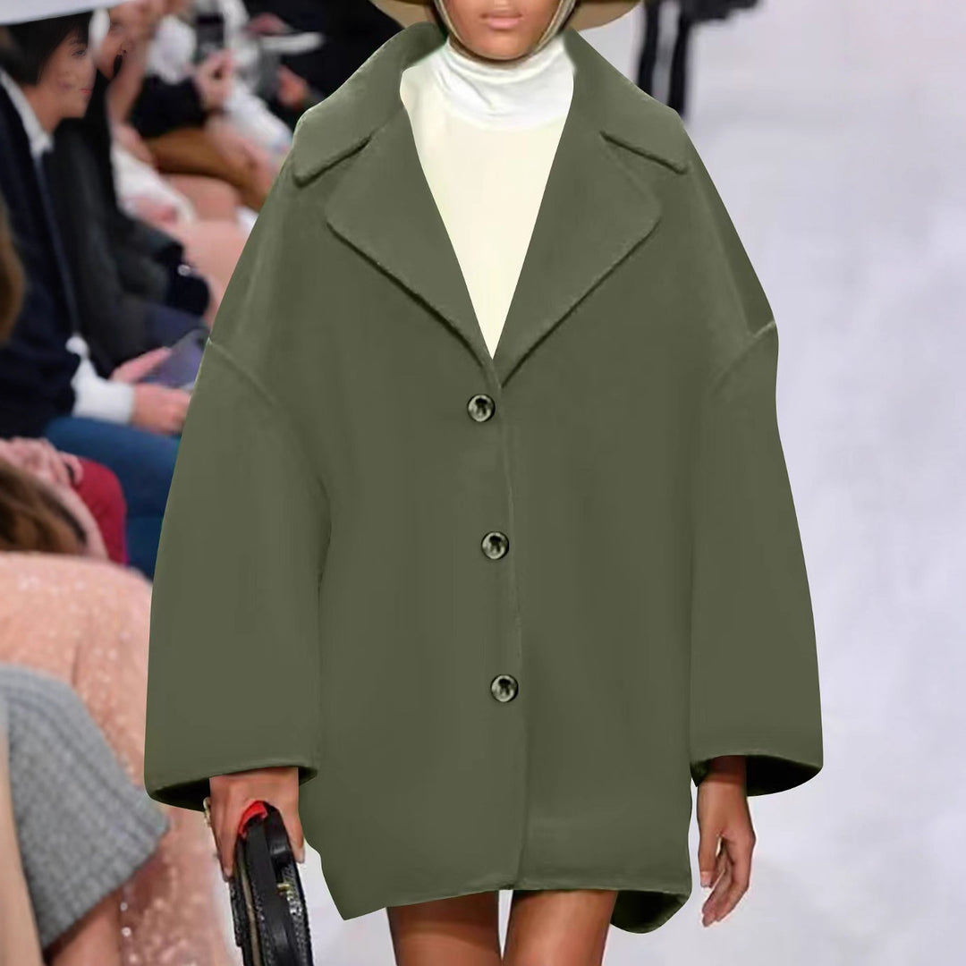 Women's Oversized Short Coat with Wide Lapels and Button Closure Mune Fashion