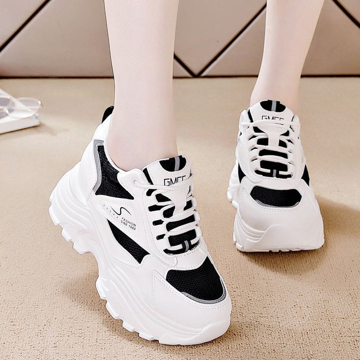 Women's sporty sneakers with cushioning sole and stylish design Mune Fashion