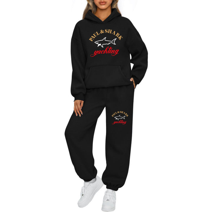 Women's oversized hoodie and jogger set with hood, kangaroo pocket, and ribbed cuffs Mune Fashion