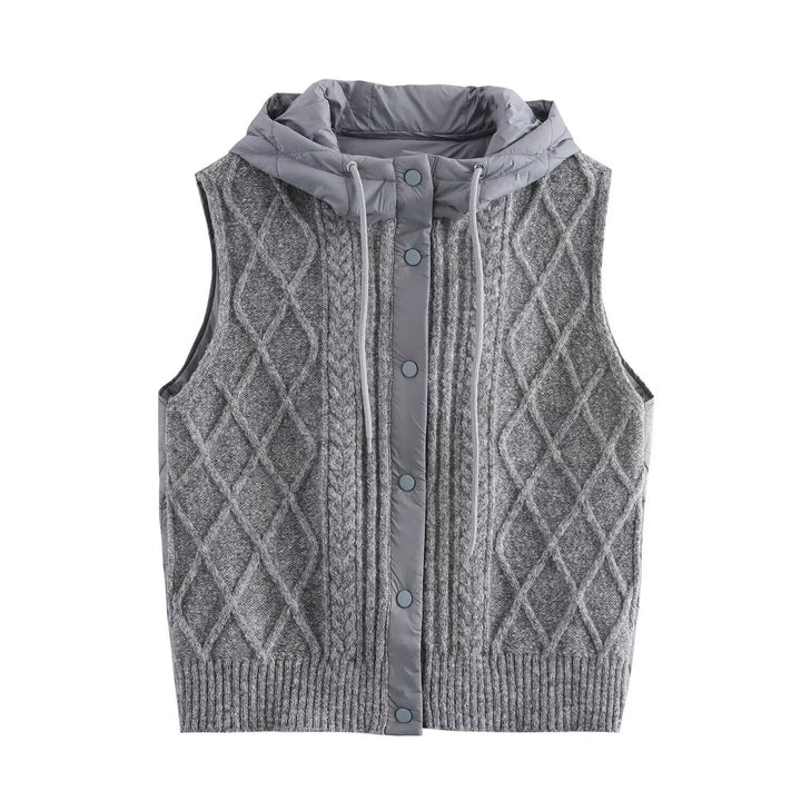 Women's sleeveless knitted vest with quilted hood and snap button placket Mune Fashion