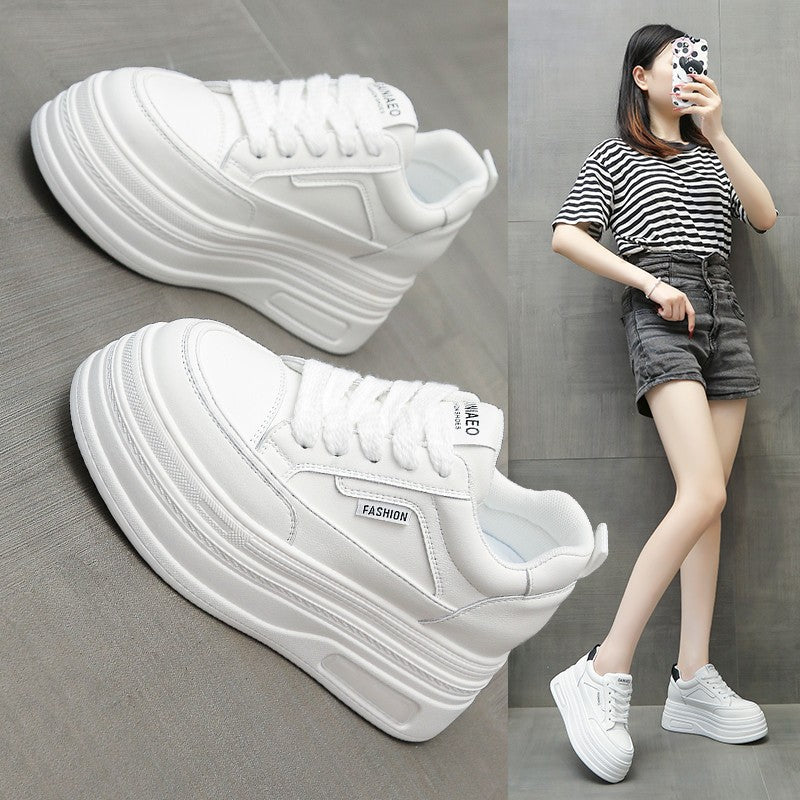 Women's Platform Sneakers with Ergonomic Sole and Fashionable Design Mune Fashion