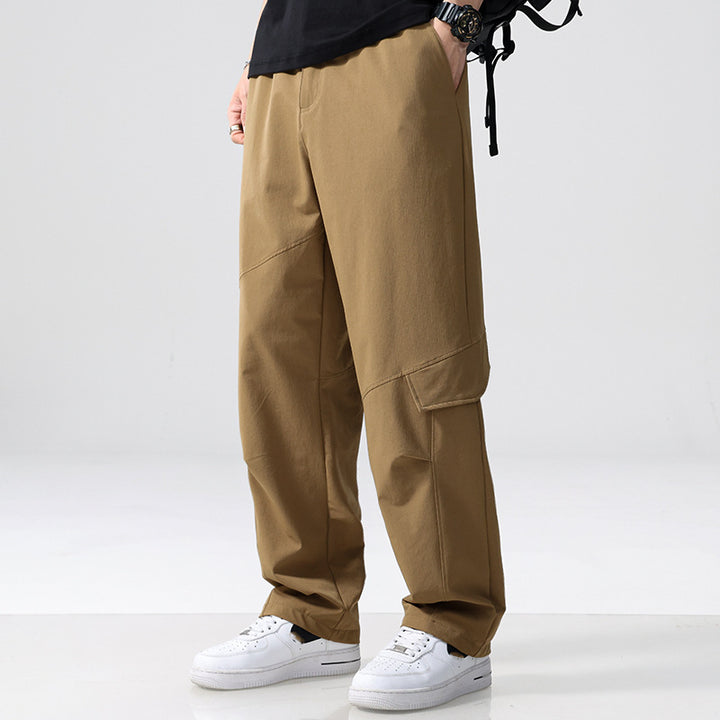 Men's cargo pants in utility look with relaxed fit, multiple thigh pockets and elastic waistband Mune Fashion