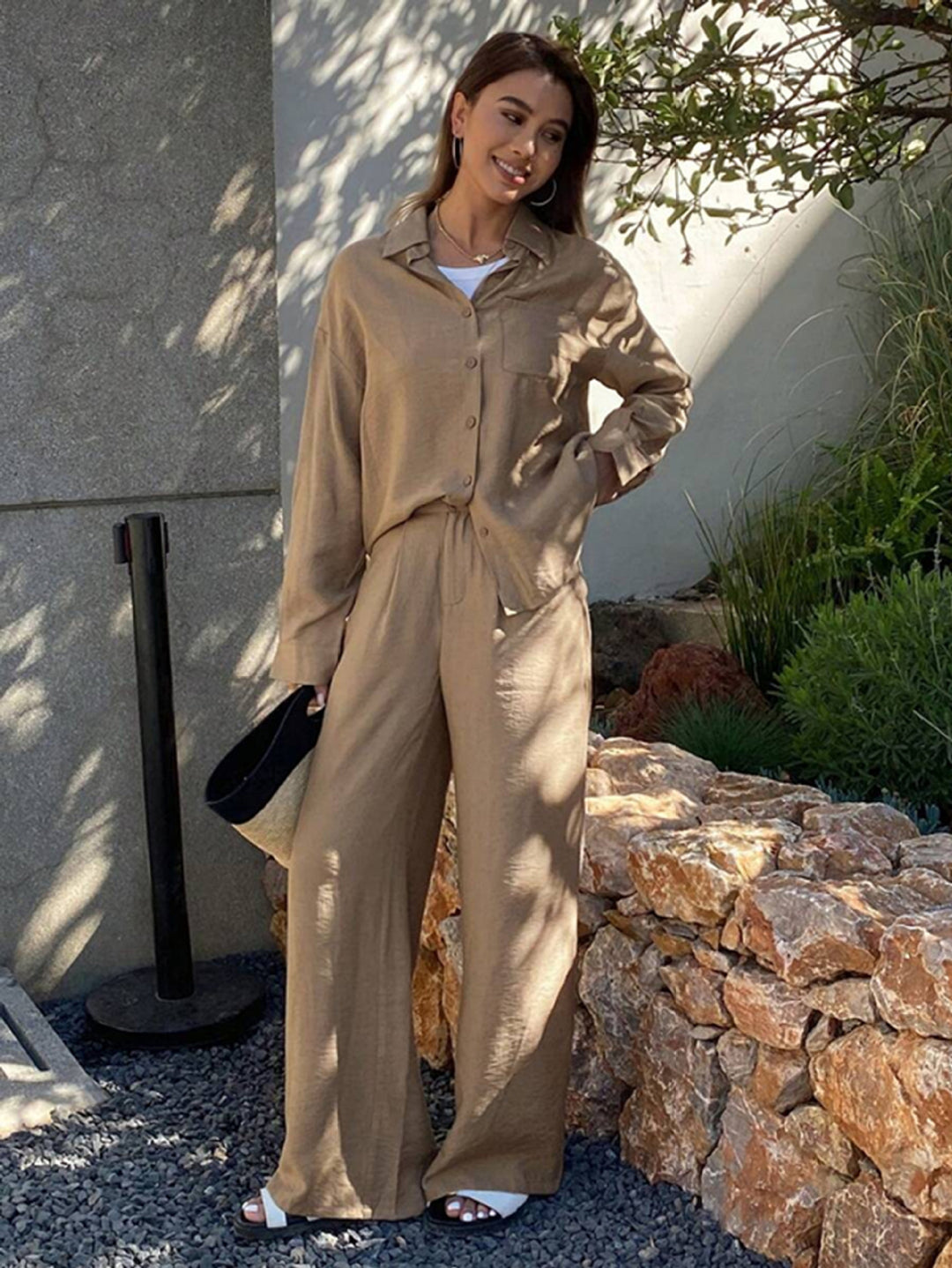 Women's relaxed linen lounge set with oversized shirt and drawstring palazzo pants Mune Fashion