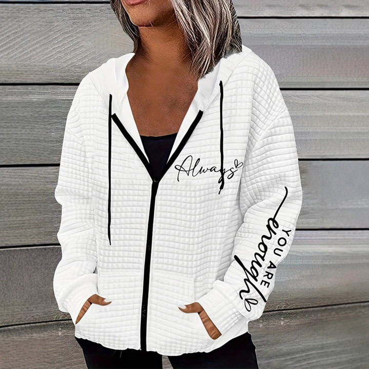Women's oversized hooded jacket with zipper, handwritten typo application and contrast side pockets Mune Fashion