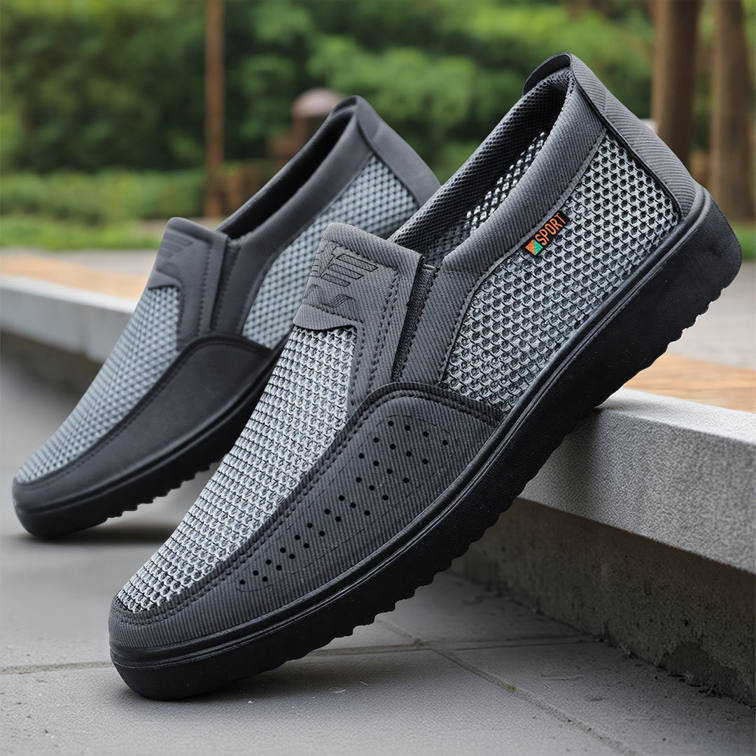Women Breathable Slip-On Sneakers with Non-Slip Sole Mune Fashion
