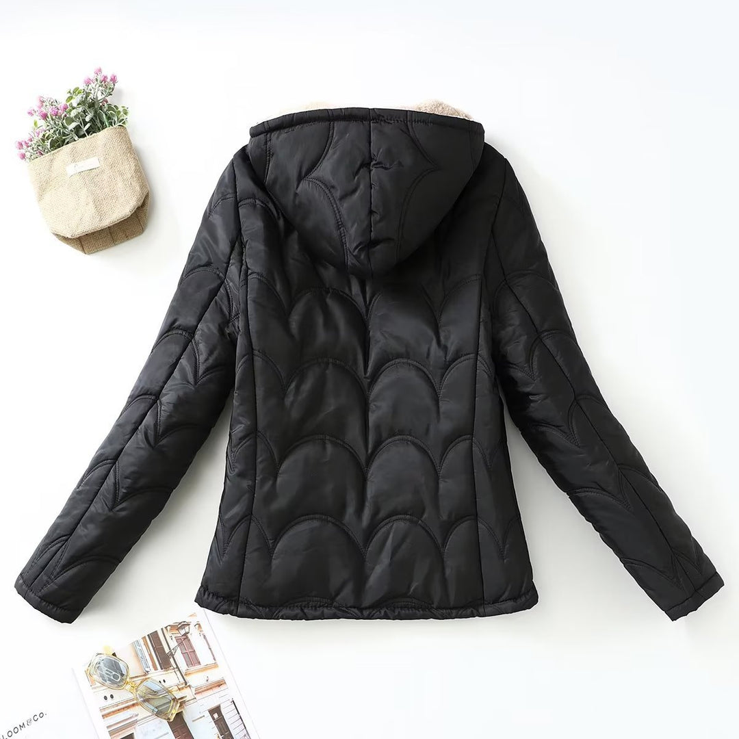 Ladies' quilted hooded jacket with teddy lining, full zipper and side pockets Mune Fashion