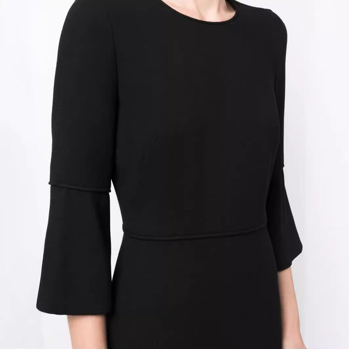 Women's midi dress with fitted silhouette and trumpet sleeves Mune Fashion