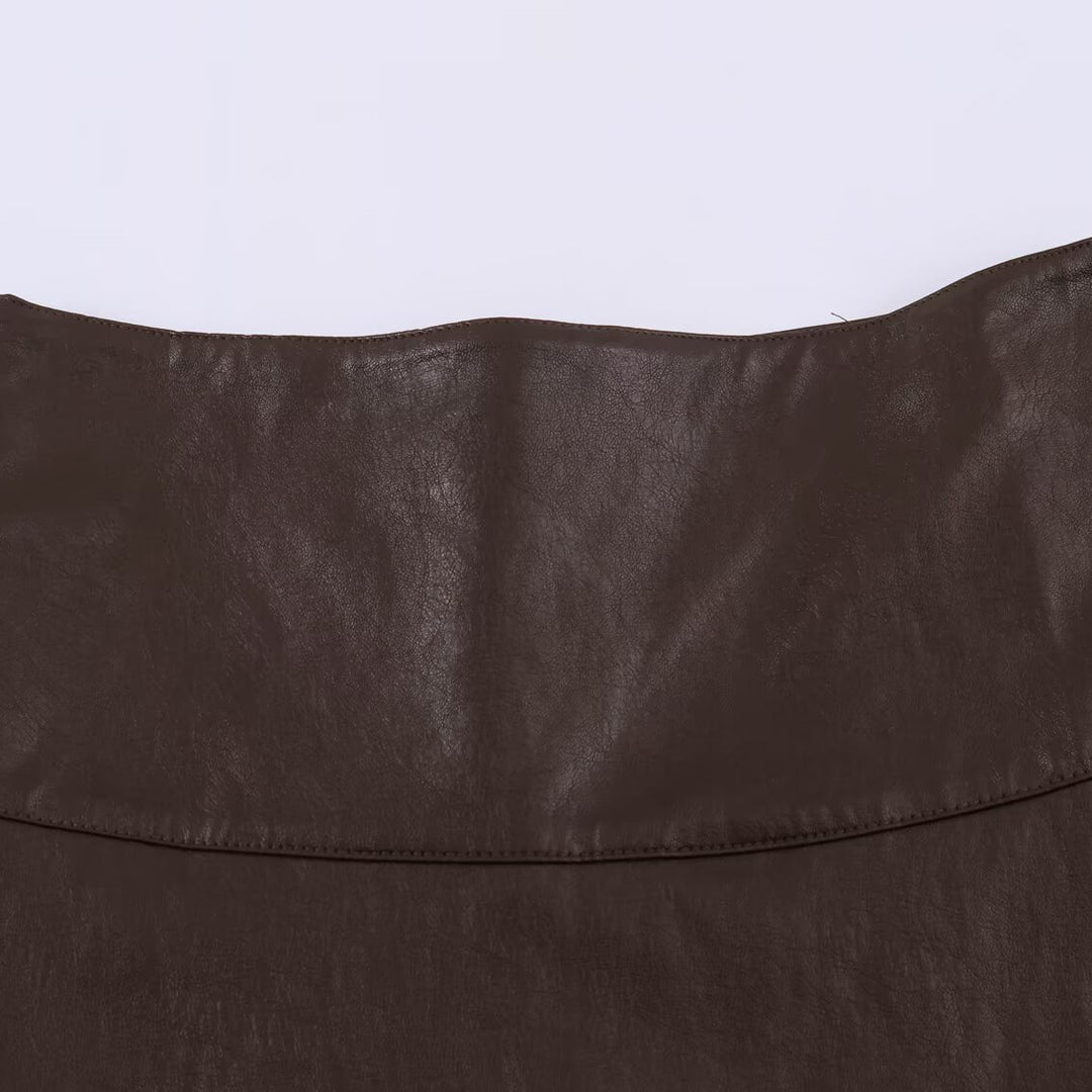Women's midi skirt in leather look with high waist and flared cut Mune Fashion