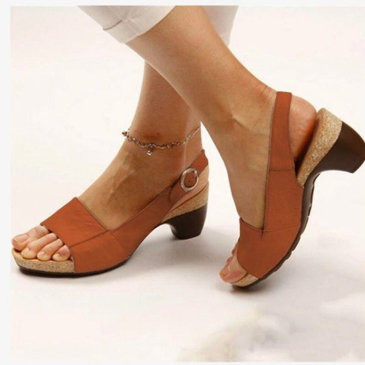 Women's sandal with elastic heel strap, ergonomic cork comfort footbed, and low curved heel Mune Fashion