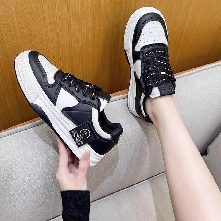 Women Chunky Platform Sneaker in Retro Basketball Style with Padded Shaft Mune Fashion