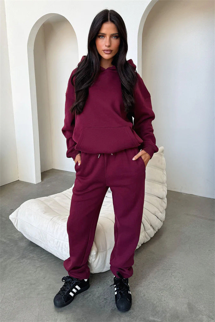 Women's loungewear set with oversized hoodie and high-cut drawstring jogger pants made of cotton blend Mune Fashion