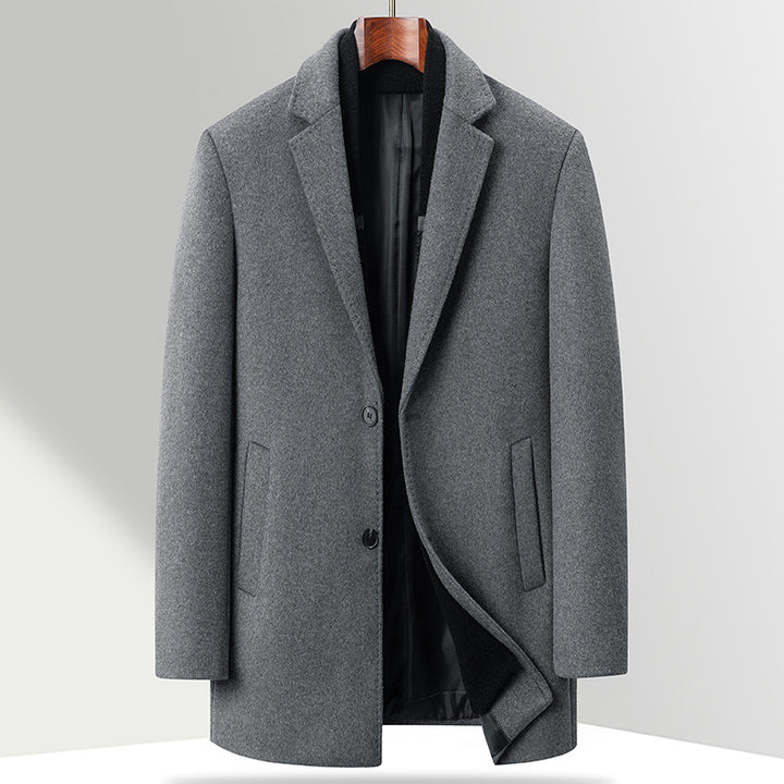 Men's Business Short Coat made of Premium Wool Blend with Notched Lapel and Side Piped Pockets Mune Fashion