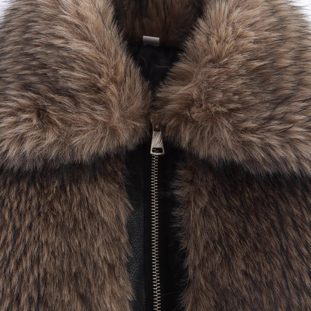 Women's short-cut faux fur bomber jacket with zipper and ribbed cuffs Mune Fashion