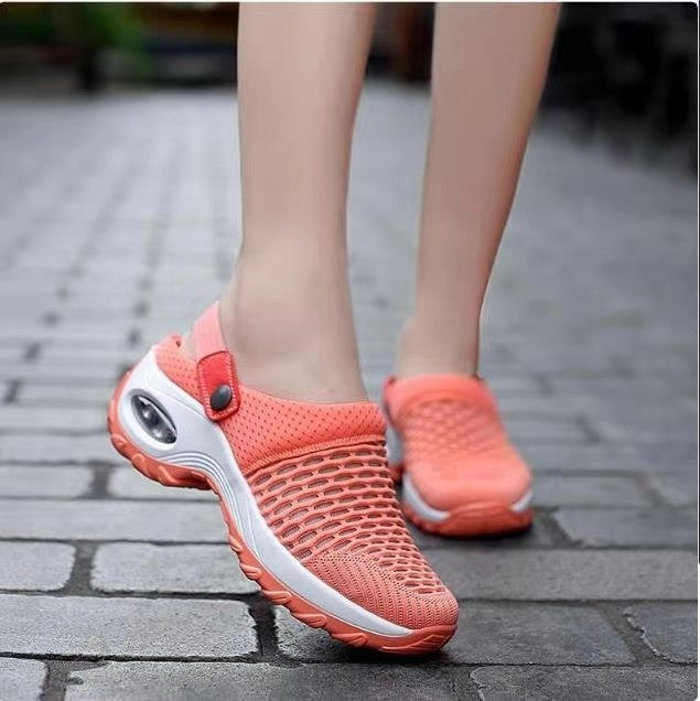 Ladies' breathable mesh clogs with air-cushioned sole and adjustable heel strap Mune Fashion