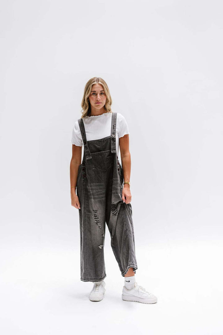 Women's casual washed denim overalls with rips and wide leg Mune Fashion