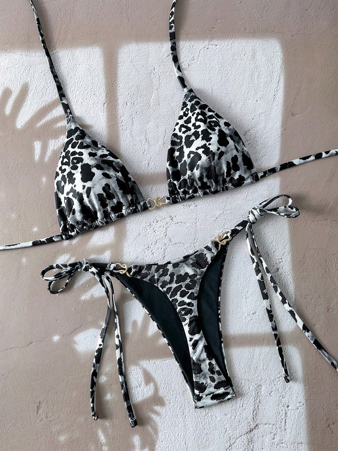 Women Triangle Bikini by Mune Fashion