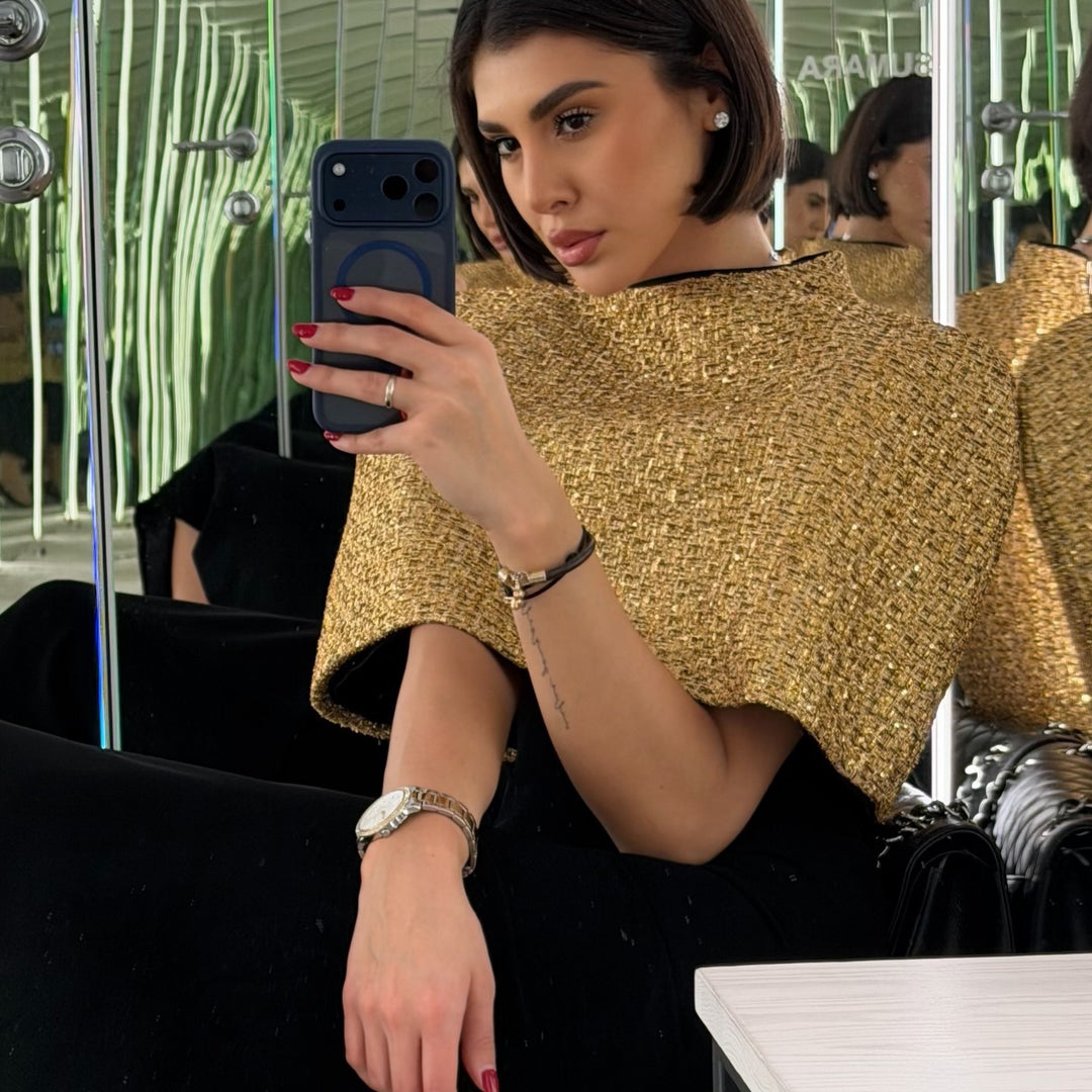 Ladies Short Capelet made of Boucle Tweed with Stand-up Collar Mune Fashion