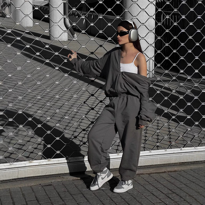Women Loose-Fit Leisure Set with Zip Hood and Wide Palazzo Jogger Mune Fashion