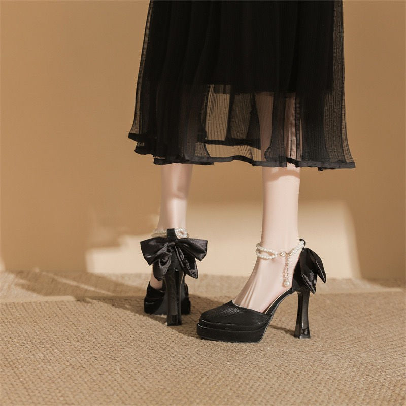 Ladies' satin platform pumps with decorative bow and adjustable ankle strap Mune Fashion