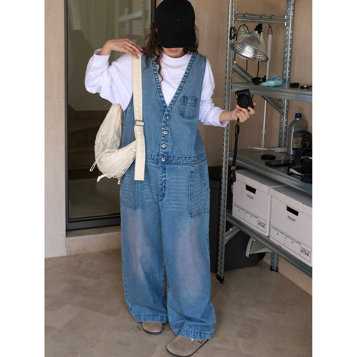 Women's Loose Denim Overalls in Baggy Style with Deep V-Neck and Button Placket Mune Fashion