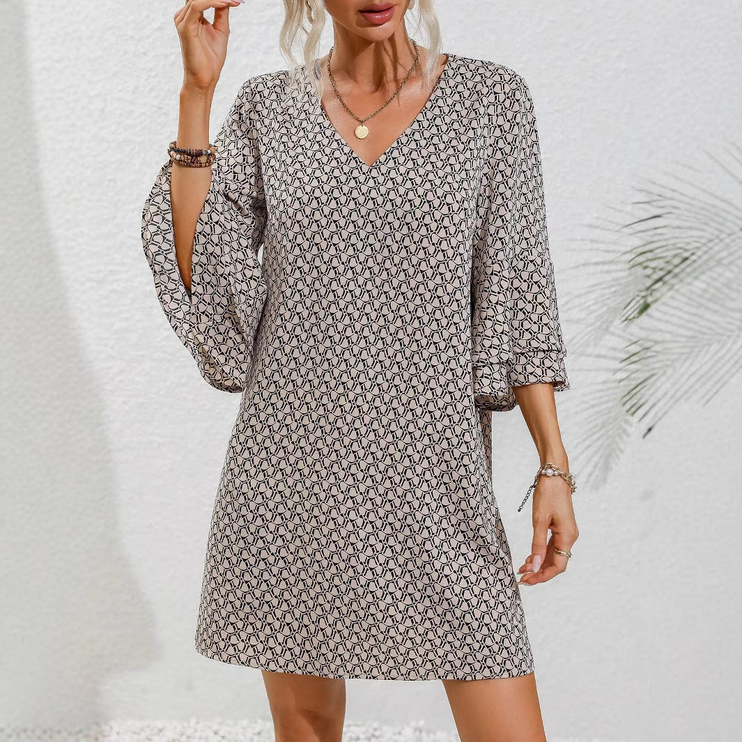 Women's flowing tunic mini dress with V-neck graphic chain pattern and double-layered bell sleeves Mune Fashion