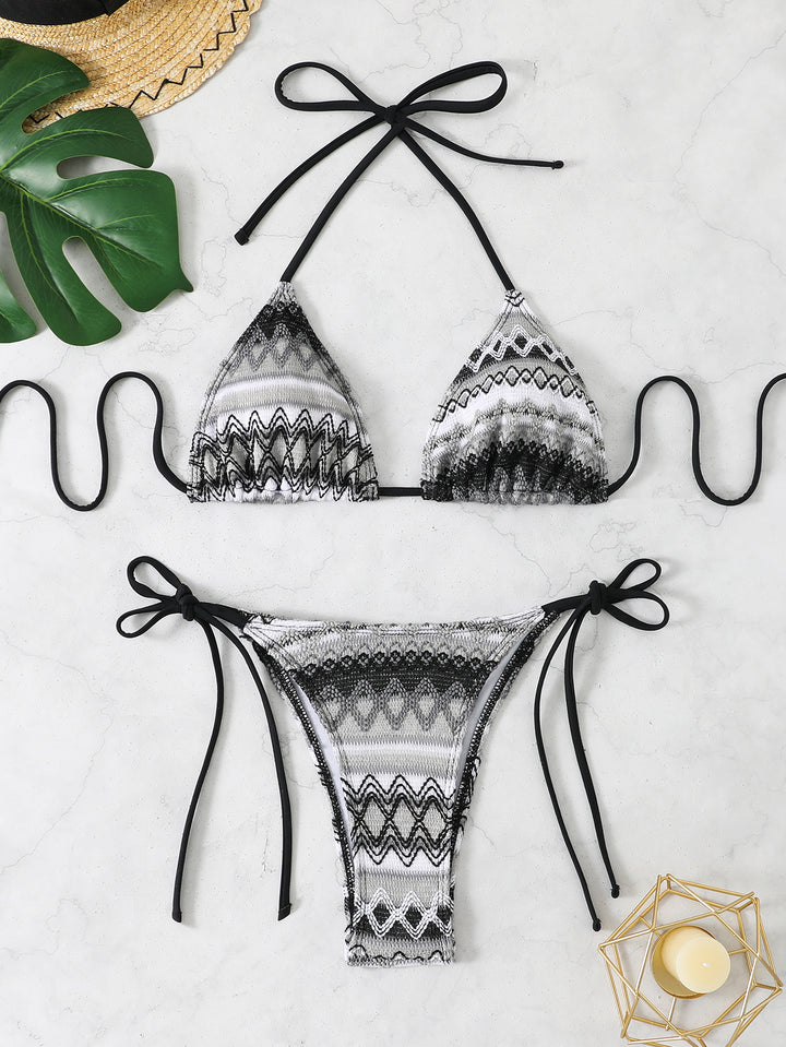 Women's Triangle Bikini with Cheerful Pattern and Adjustable Straps Mune Fashion