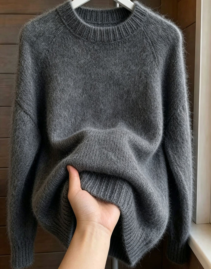 Women's Oversized Mohair-Mix Crew Neck Sweater with Raglan Sleeves and Ribbed Hem Mune Fashion