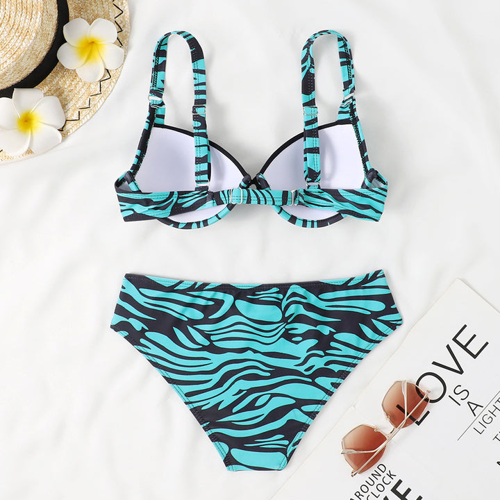 Women's bikini set with modern animal print and shaping push-up top Mune Fashion