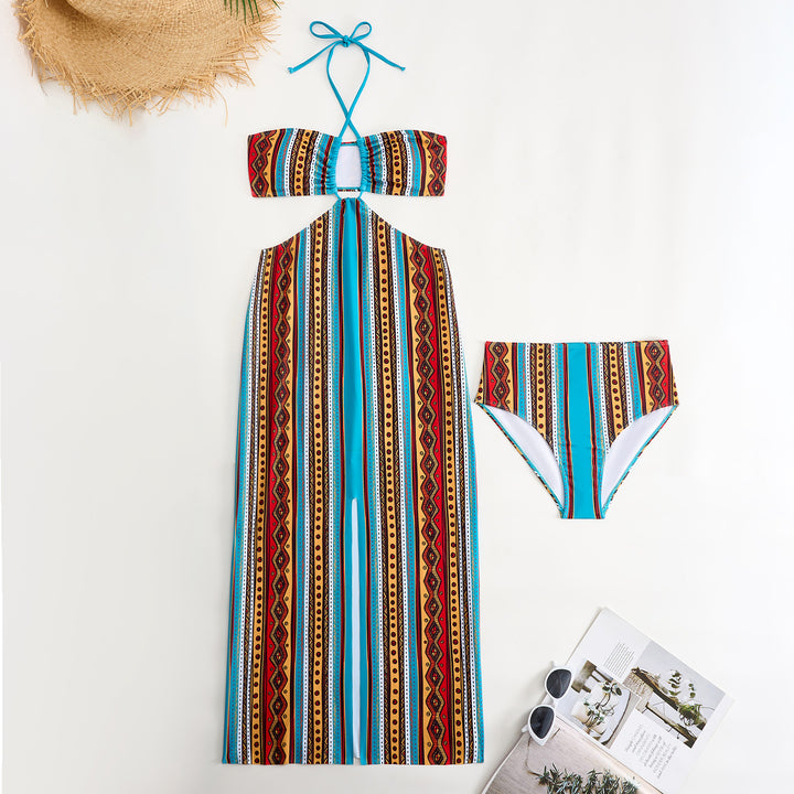 Women's bikini set with bandeau top and matching pareo Mune Fashion