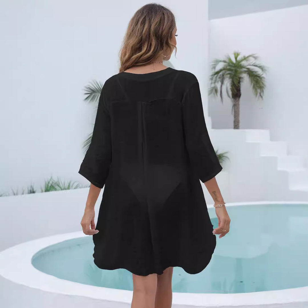 Women's casual beach dress with open V-neck Mune Fashion