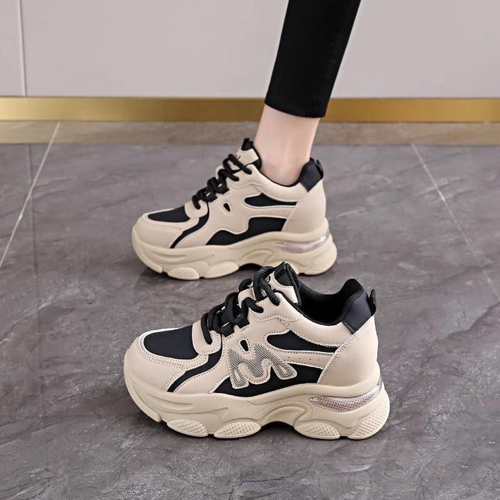 Women Chunky Sneakers with optimal cushioning and sporty surface texture Mune Fashion