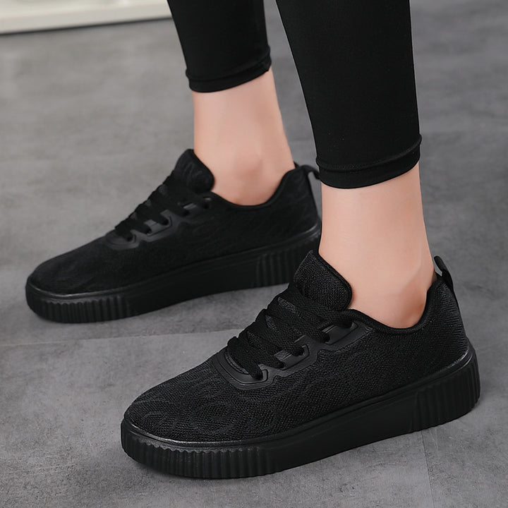 Women's airy platform sneakers with knitted upper material and cushioned comfort footbed Mune Fashion