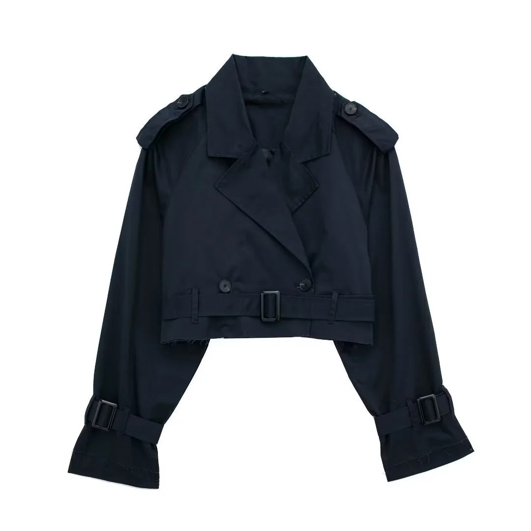 Ladies short trench jacket with epaulettes, waist belt and adjustable cuffs Mune Fashion
