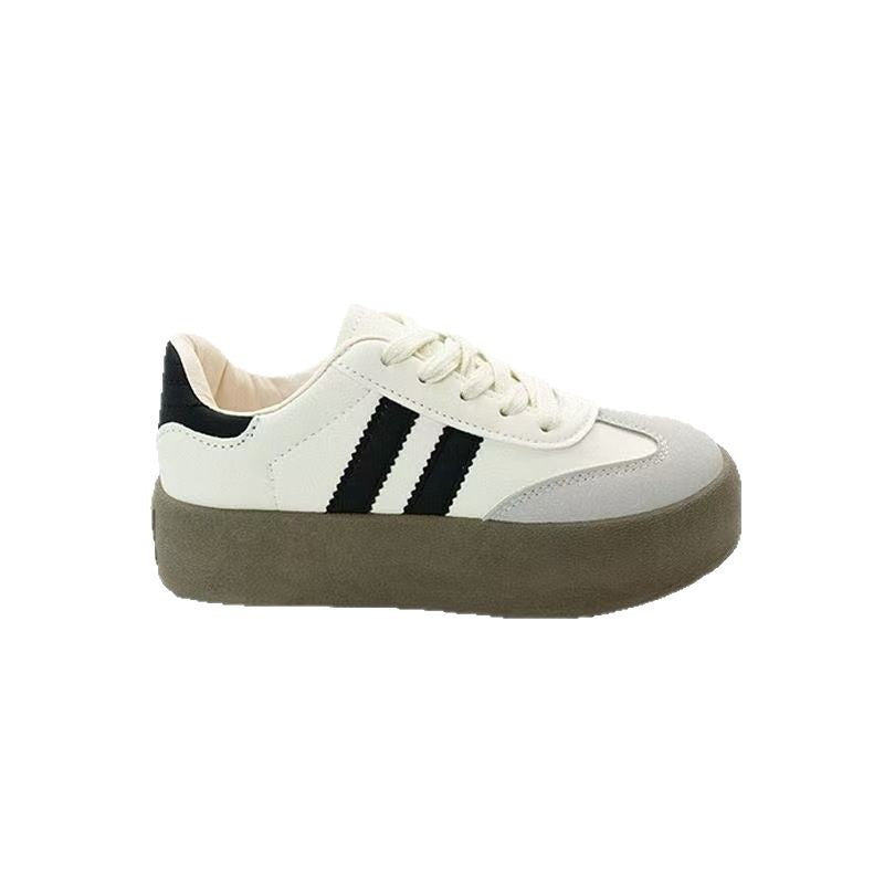 Women's sneakers with breathable upper material and non-slip sole Mune Fashion