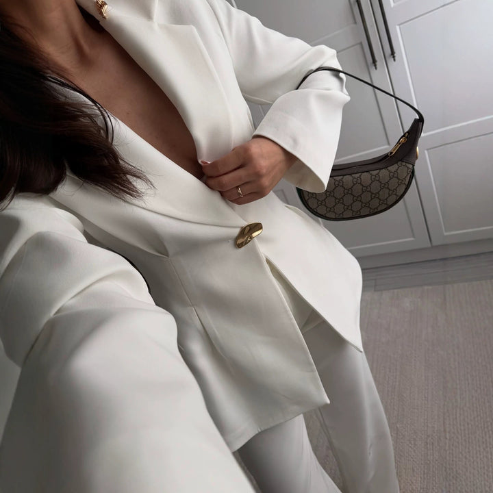 Women's Tailored Long Blazer with Golden Statement Buckle Mune Fashion