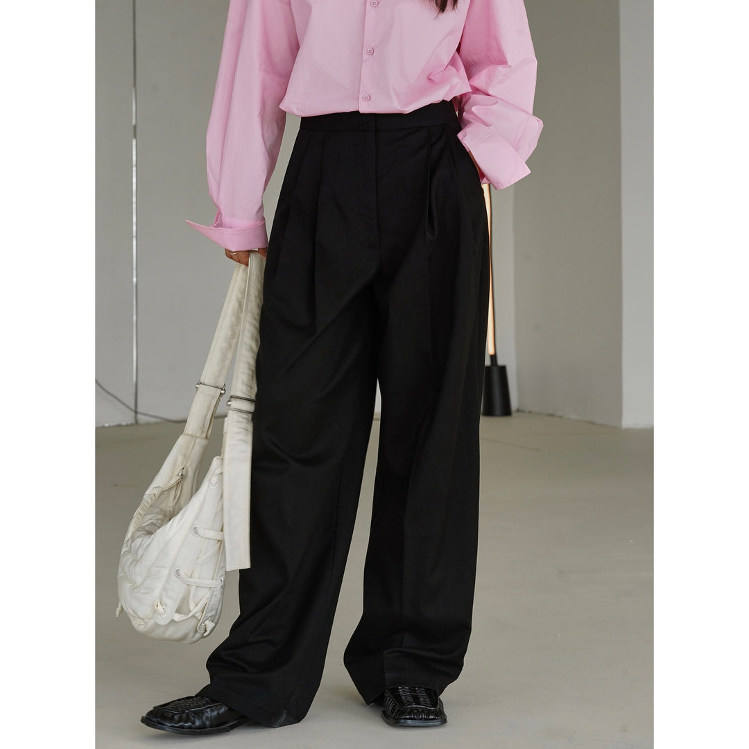 Women Wide High-Waist Tailored Trousers with Concealed Button Placket and Pleats Mune Fashion