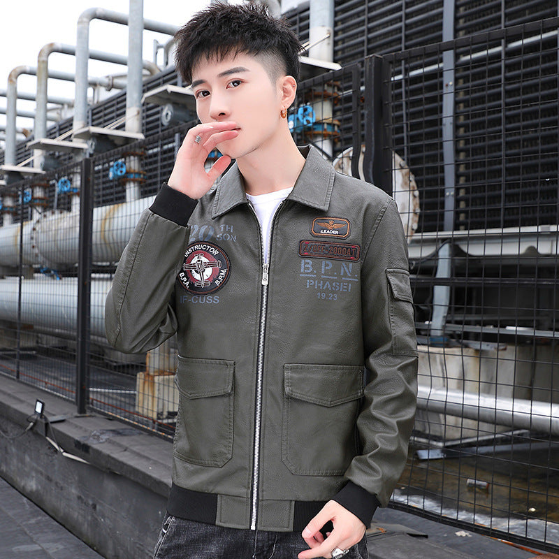 Men's aviator bomber jacket in military style with large back patch and arm pocket Mune Fashion