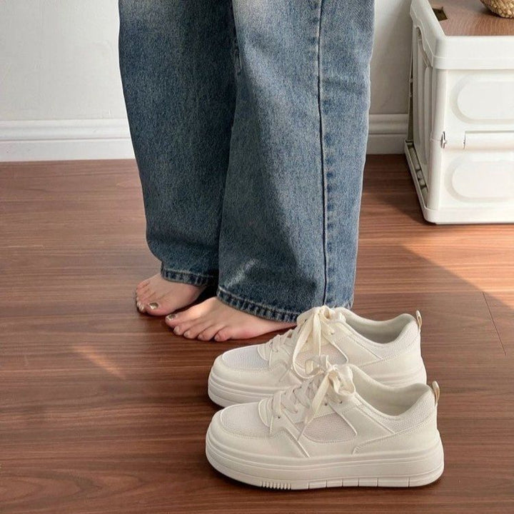 Women's sneakers with comfortable cushioning and breathable mesh structure Mune Fashion