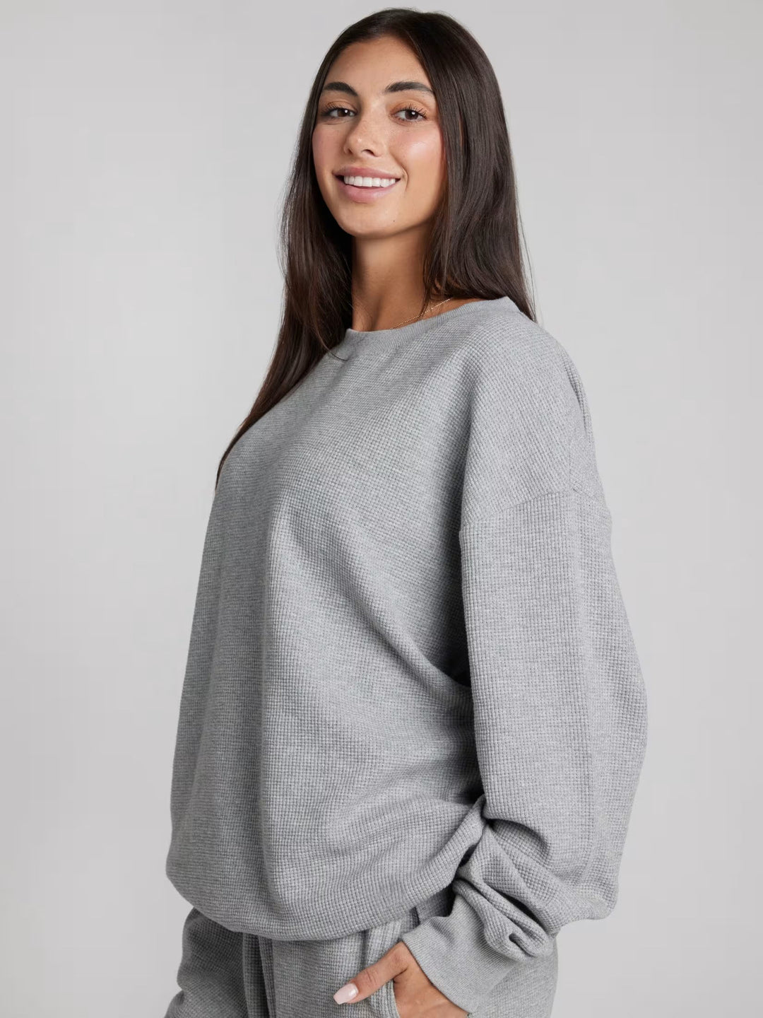 Ladies spacious waffle knit loungewear set with round neck and drawstring pants Mune Fashion