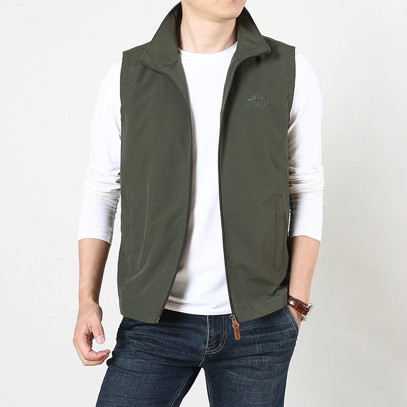 Men's lightweight windproof outdoor vest with stand-up collar and full-length zipper Mune Fashion