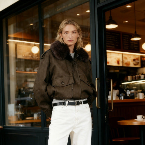 Women's short jacket in pilot bomber style with faux fur shawl collar Mune Fashion