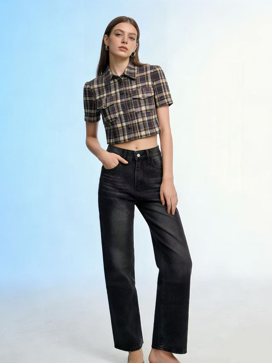 Women's high-waisted jeans with a slim hip fit and wide flare in retro style Mune Fashion
