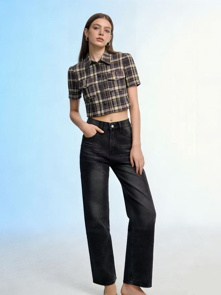 Women's high-waisted jeans with a slim hip fit and wide flare in retro style Mune Fashion