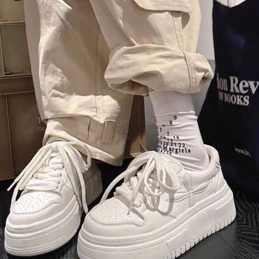 Ladies trendy Platform Sneaker Mune Fashion